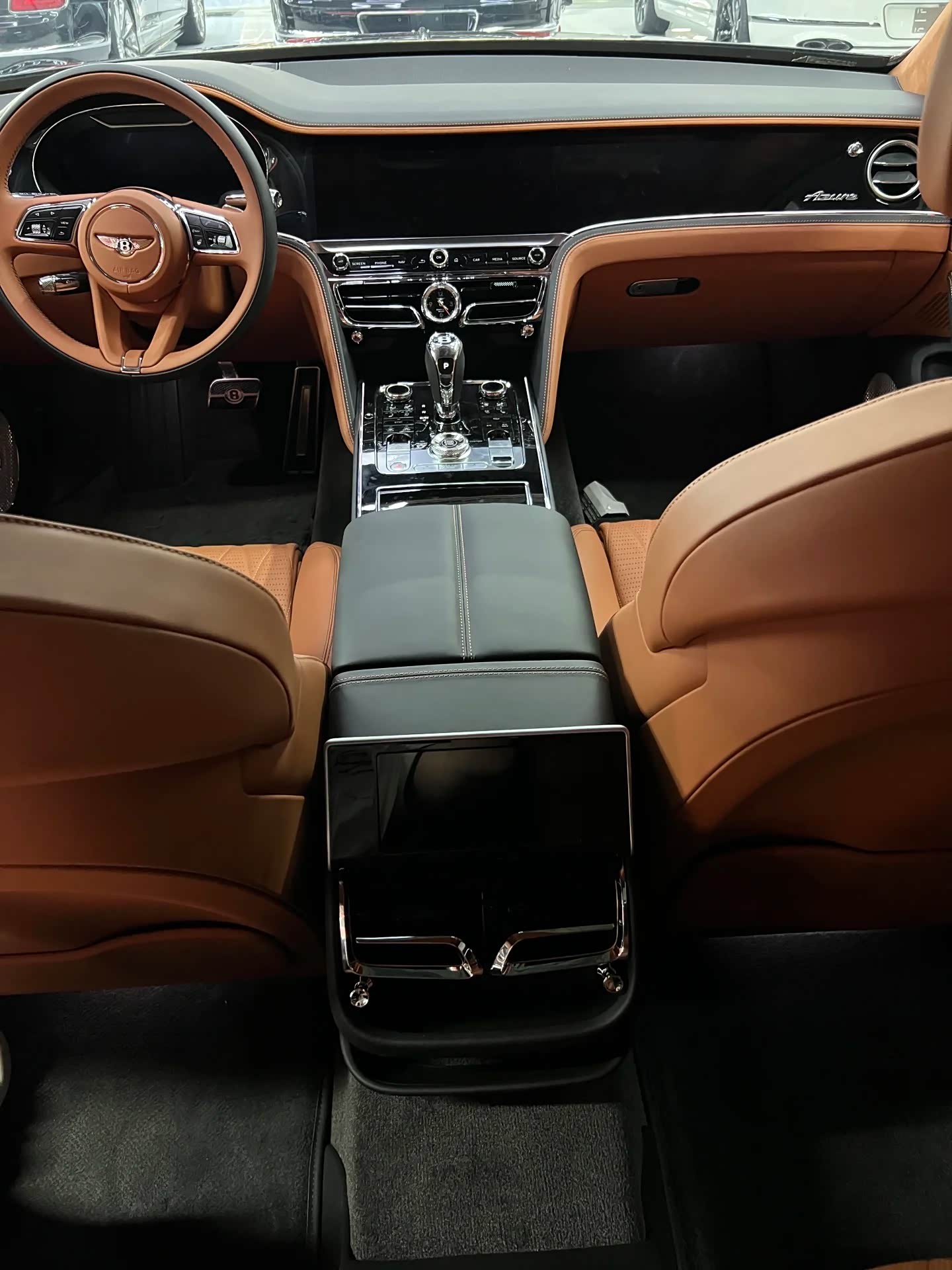 2024飞驰欧版团购价格238万起 欢迎到店试驾