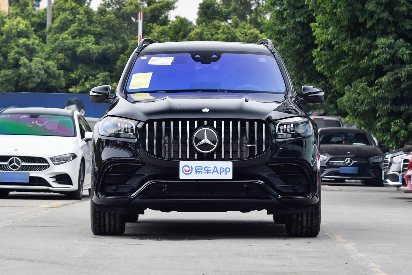 成都奔驰GLS AMG最低247.10万起售 暂无优惠