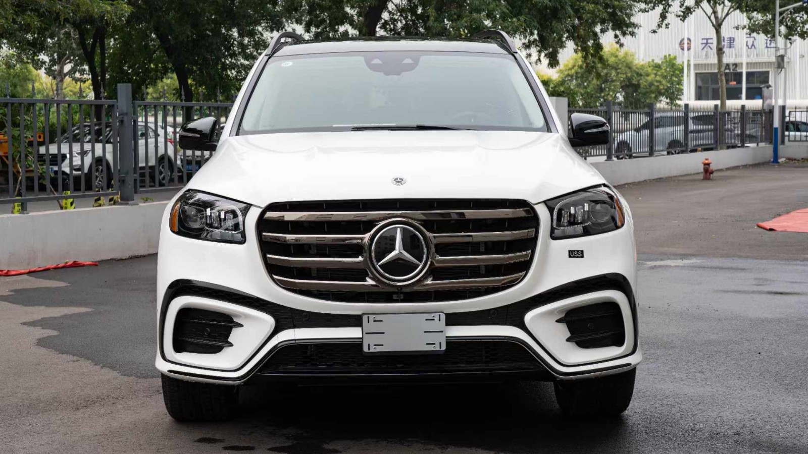 美规2024款奔驰GLS450国六高配 七座SUV劲爆价