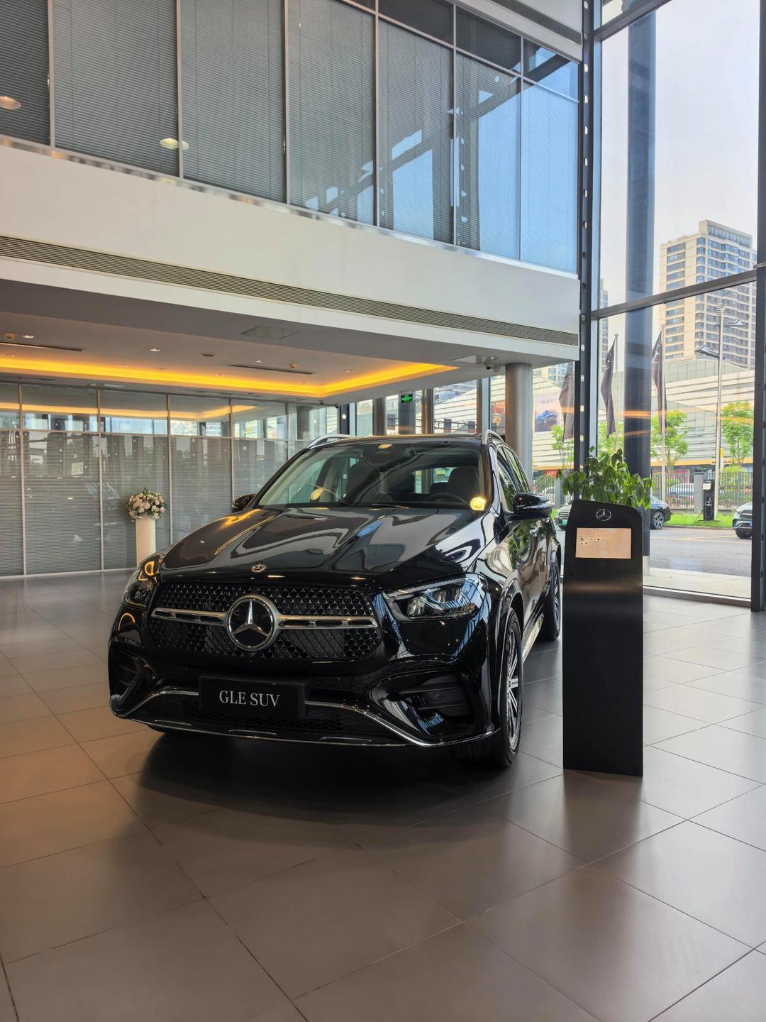 福建奔驰V级最新行情 仅售50万起