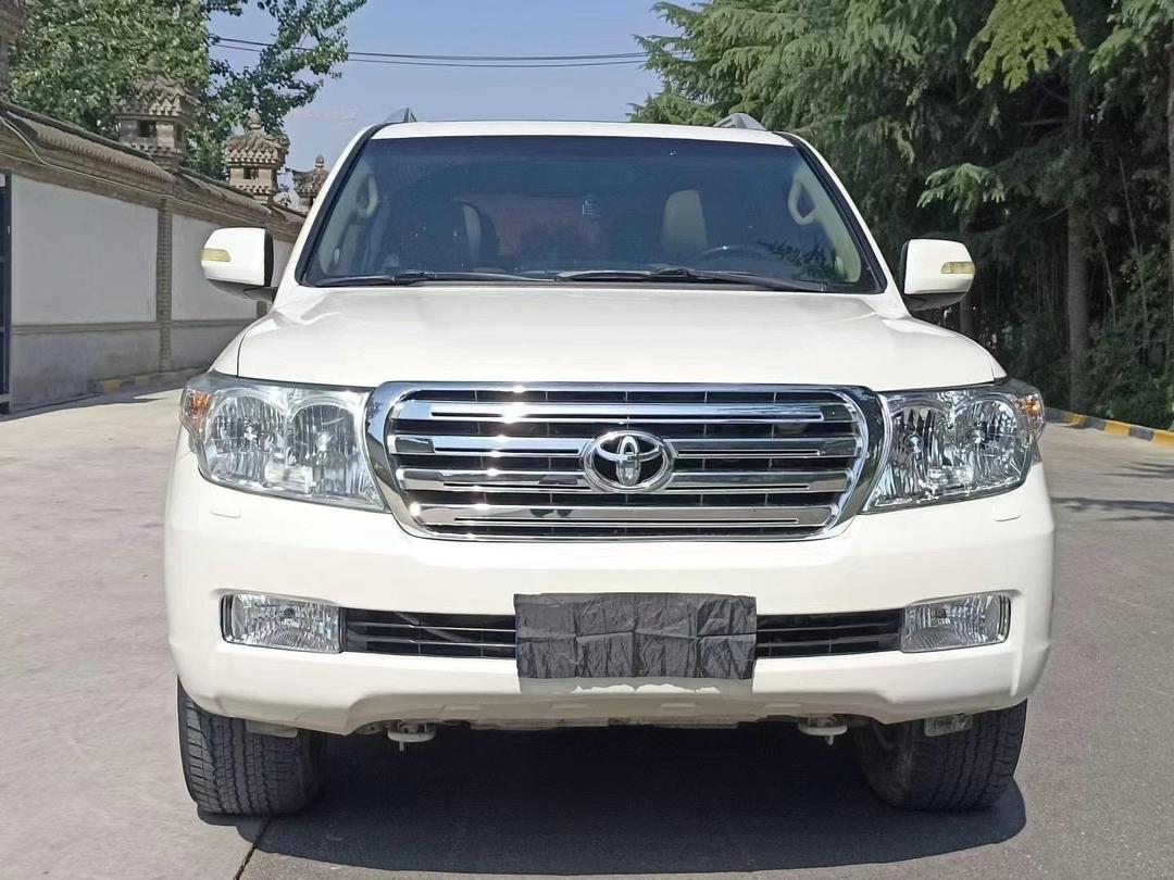 四川腾达东远名车酷路泽70系列中东版让利8万