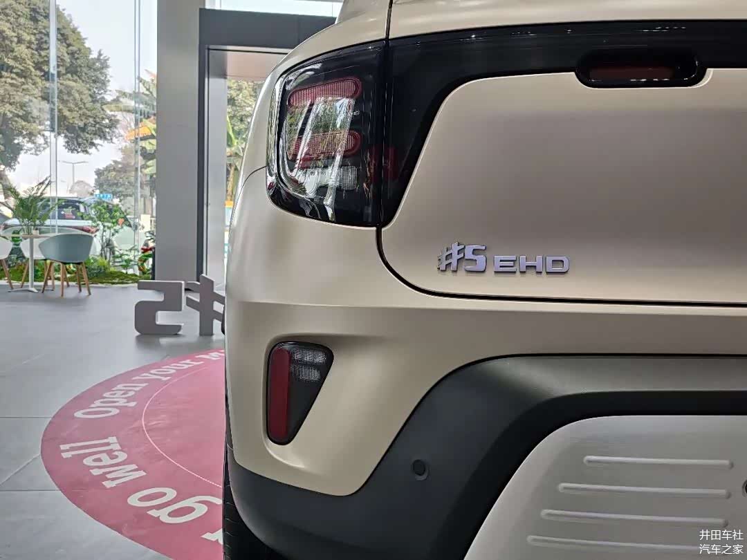 青白江smart精灵#5价格最低16.99万起 优惠高达2.70万