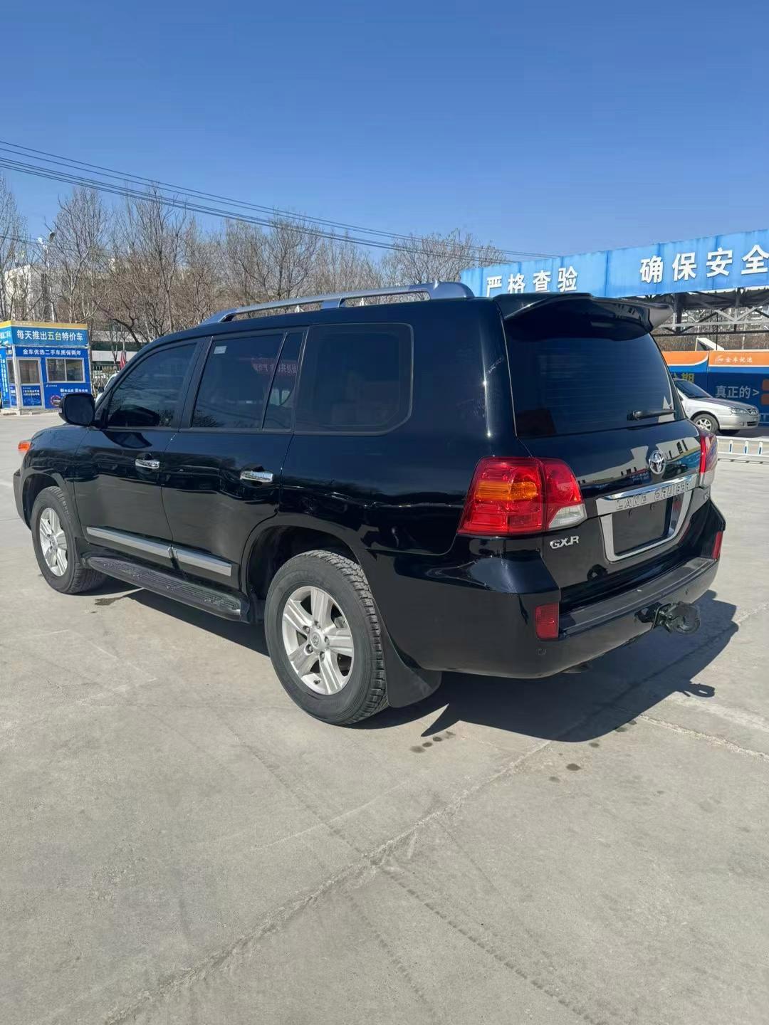 兰德酷路泽美规版提供试乘试驾 购车直降9万