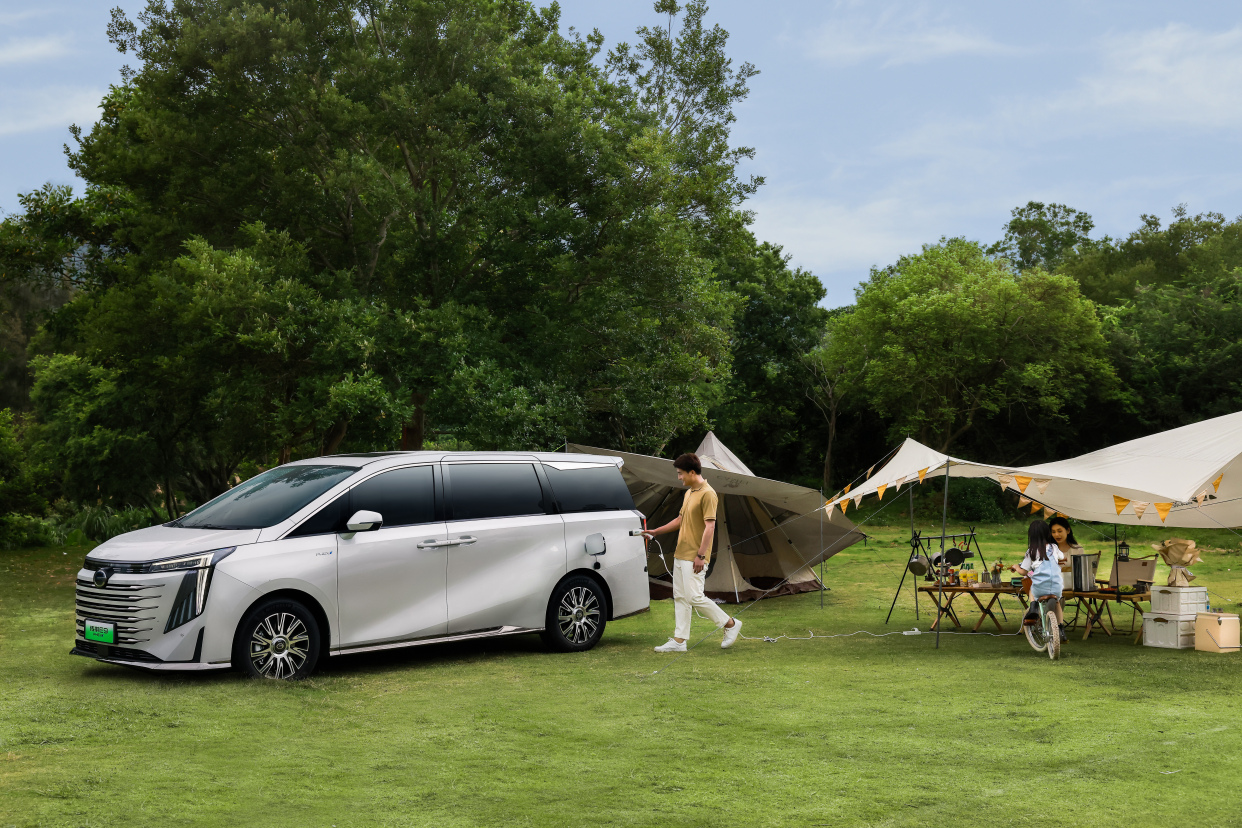 “8系”新车混战，谁能率先出圈？