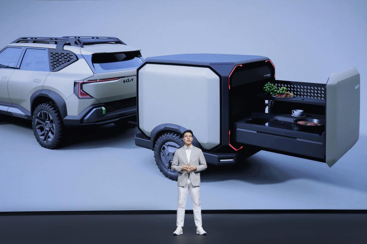 先后推出新一代Robotaxi，北汽与广汽“暗战”L4级商业化未来